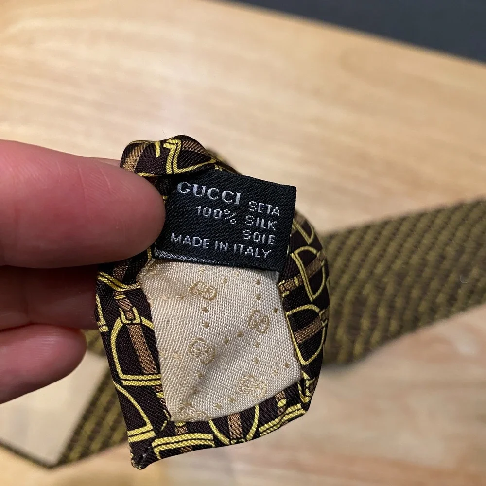 Gucci Necktie Tie Mens Black Gold Horse Bit Print Silk Old Money Luxury Italy